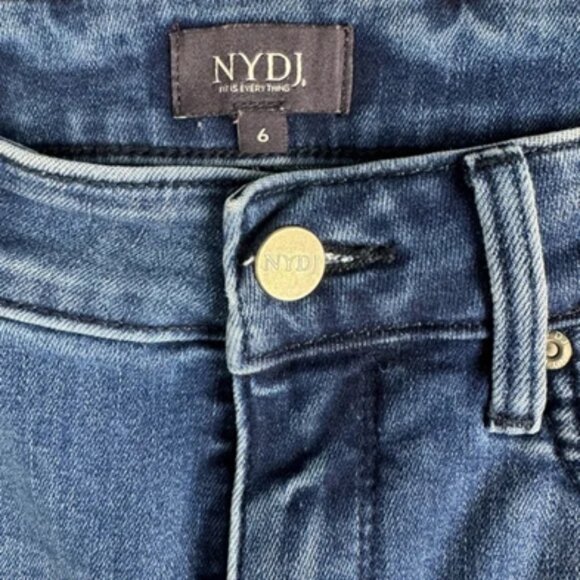 NYDJ Marilyn Straight Jeans-Size 6 - Picture 2 of 5